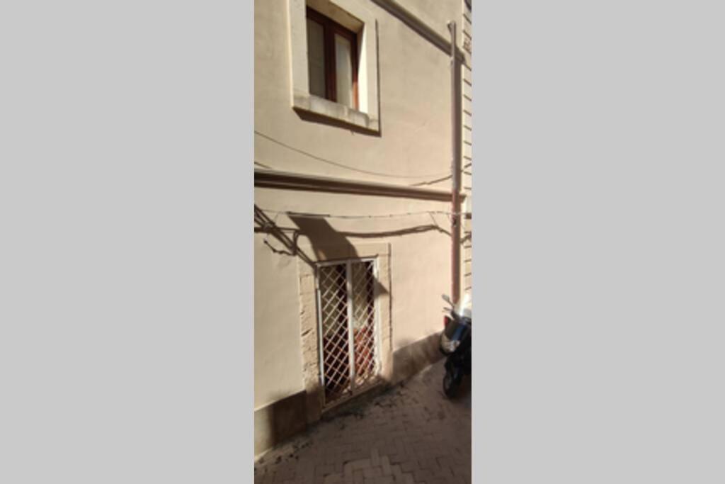 The Fishmarket Inn. Excellent Location In Ortigia! Syrakusa Exteriör bild